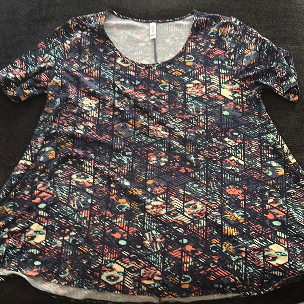 Lularoe Colorful Geometric Women's Top